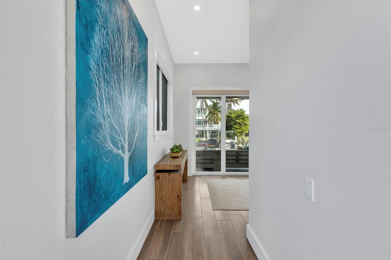 4881 Oxford Drive, Siesta Key, FL 34242 Photo