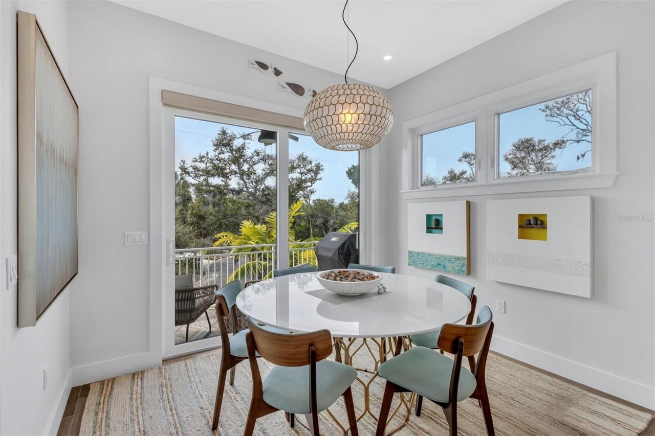 4881 Oxford Drive, Siesta Key, FL 34242 Photo