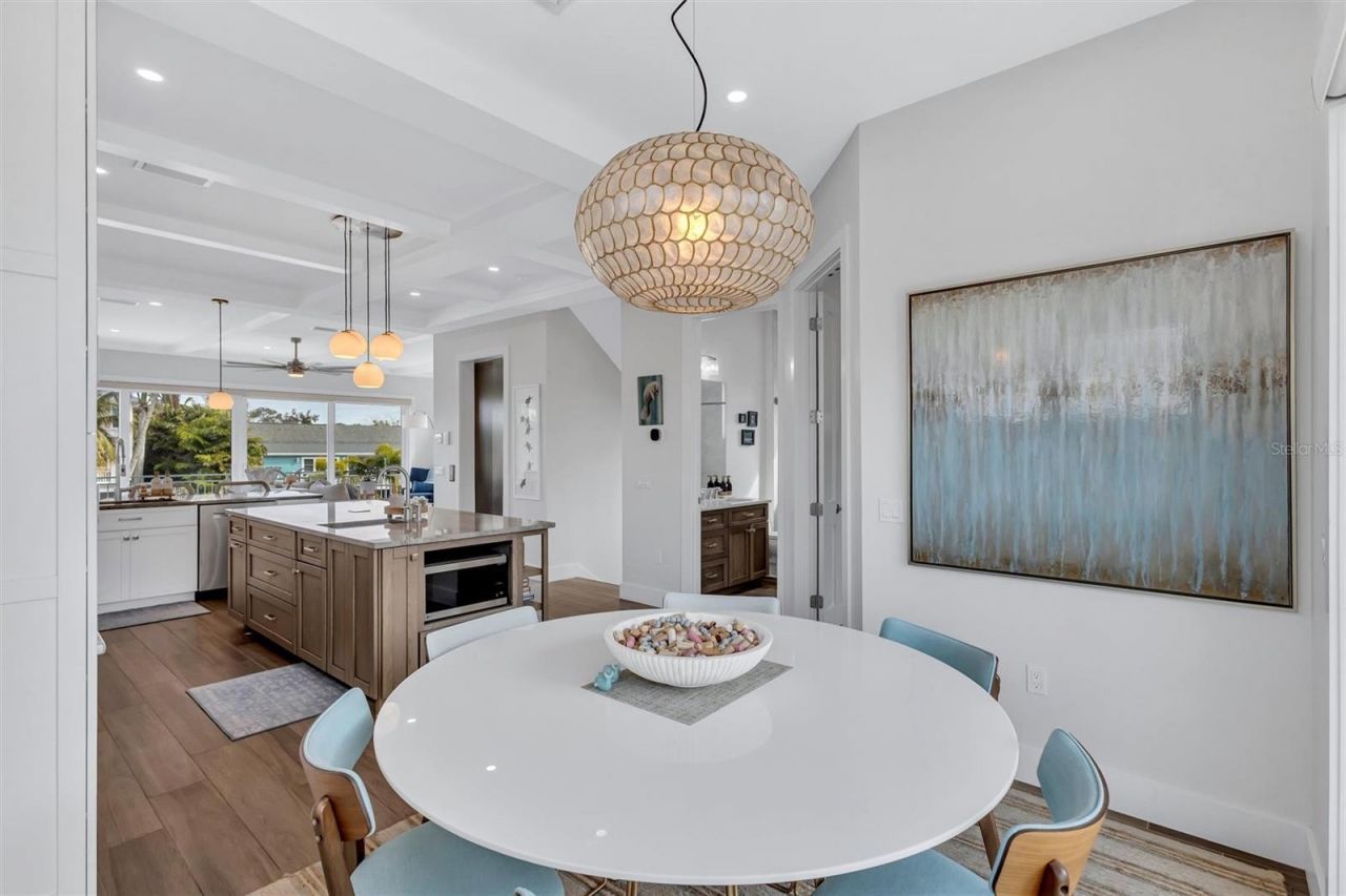 4881 Oxford Drive, Siesta Key, FL 34242 Photo