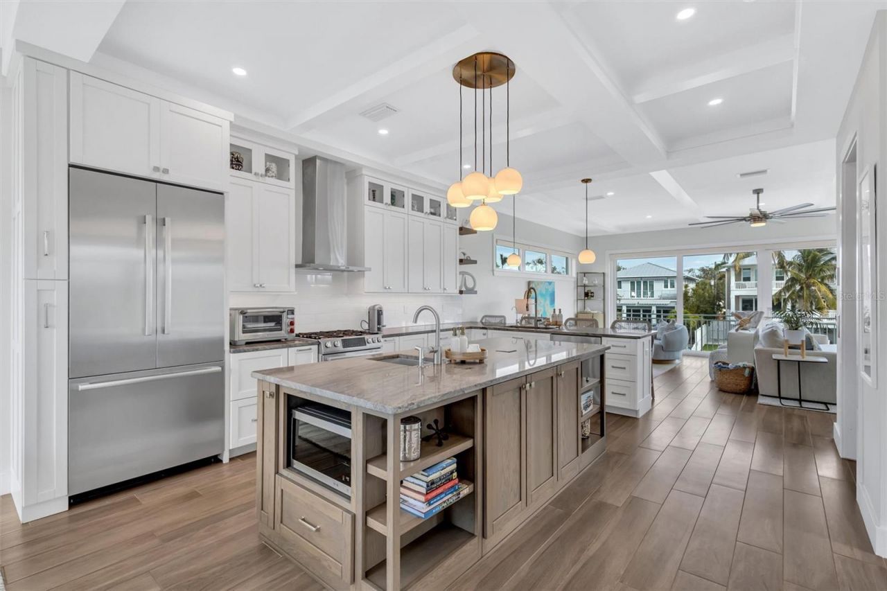 4881 Oxford Drive, Siesta Key, FL 34242 Photo