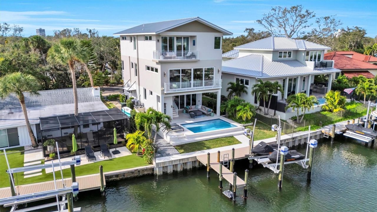 4881 Oxford Drive, Siesta Key, FL 34242 Photo