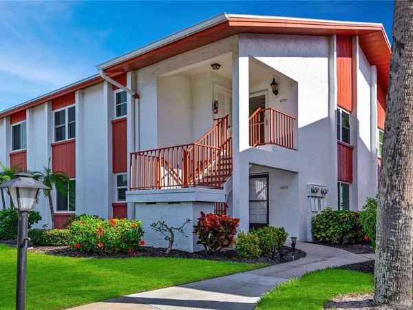 4855 INDEPENDENCE DRIVE, BRADENTON, FL 34210