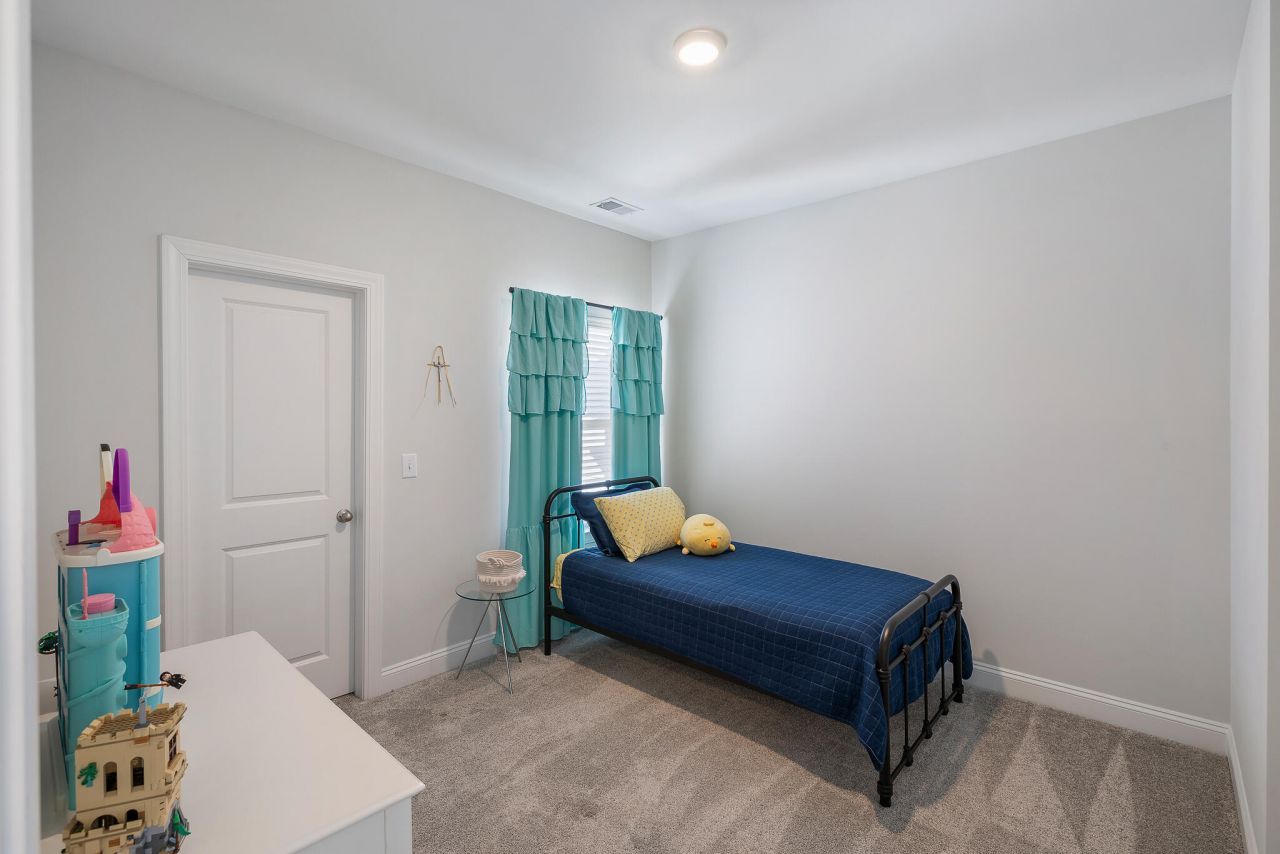 3064 Emma Lane Photo 17