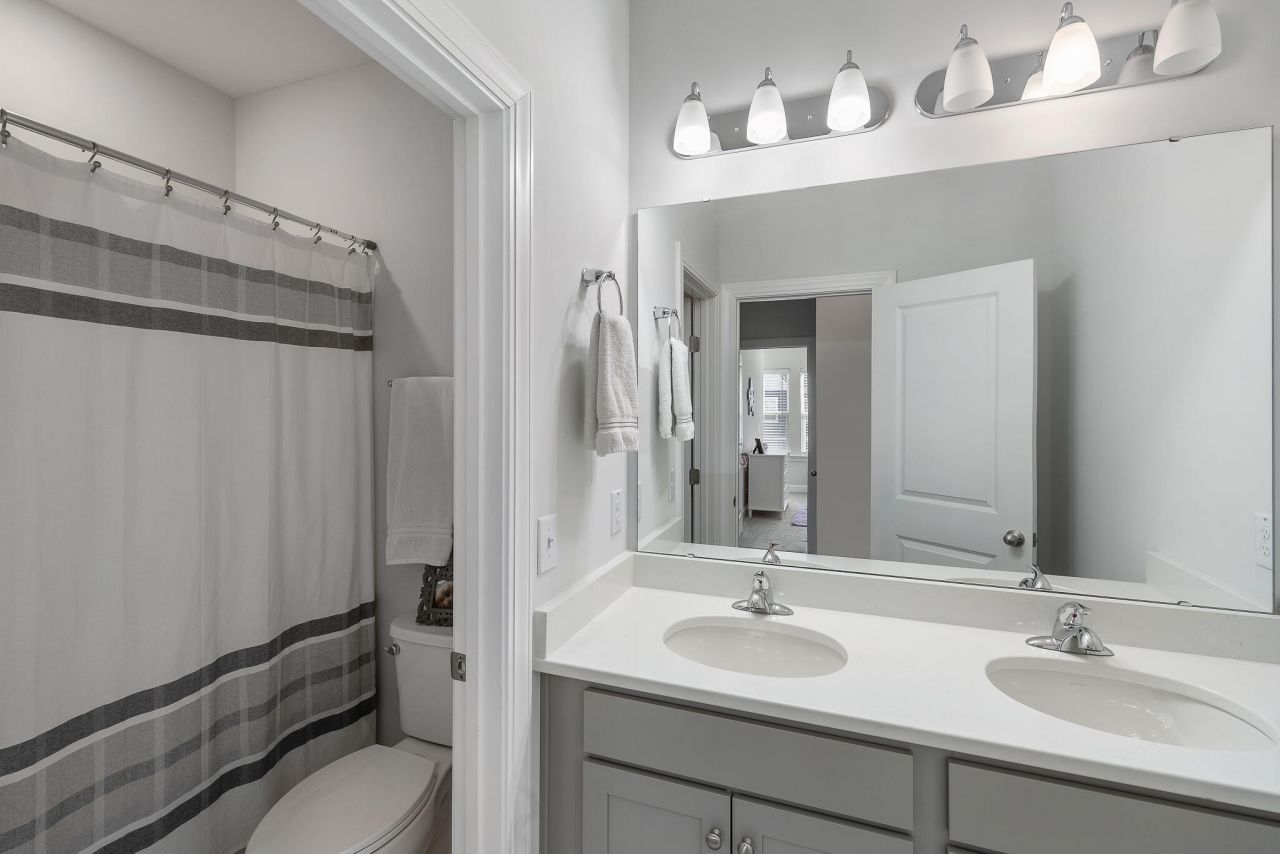 3064 Emma Lane Photo 19