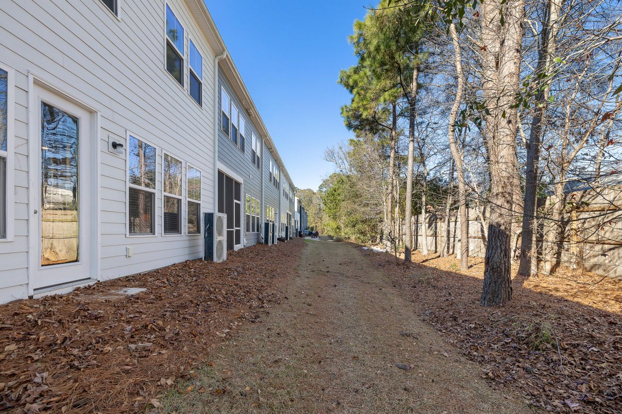 3064 Emma Lane Photo 20