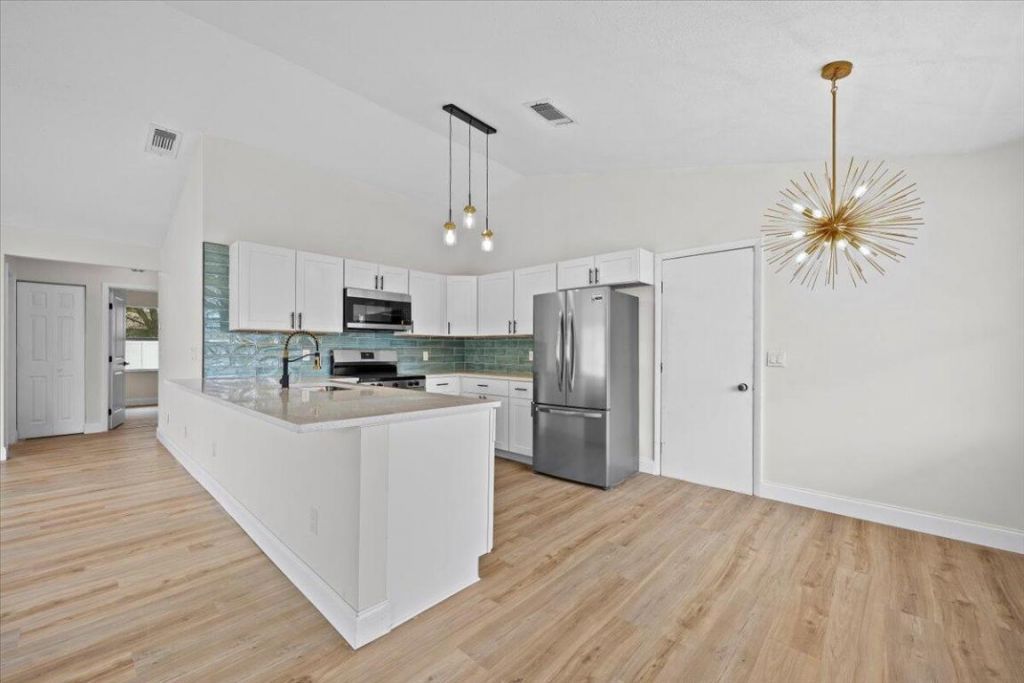 126 Wandering Trail, Jupiter, FL 33458 Photo