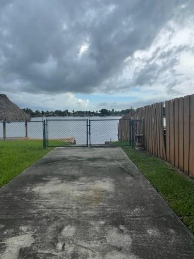 7871 NW 181st Street, Hialeah, FL 33015 Photo