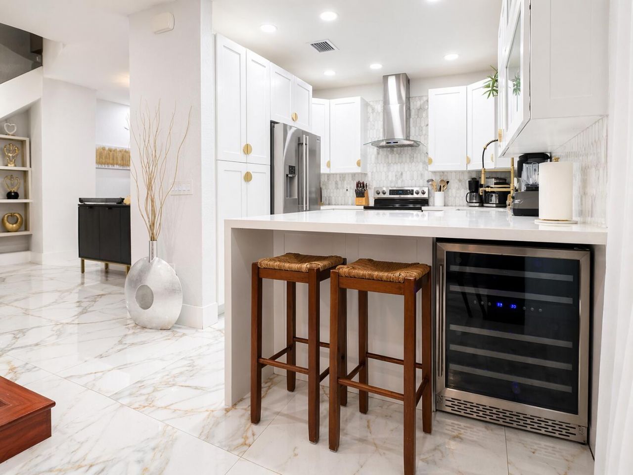 1041 NE 208th Street, Unit 1041, Miami, FL 33179 Photo