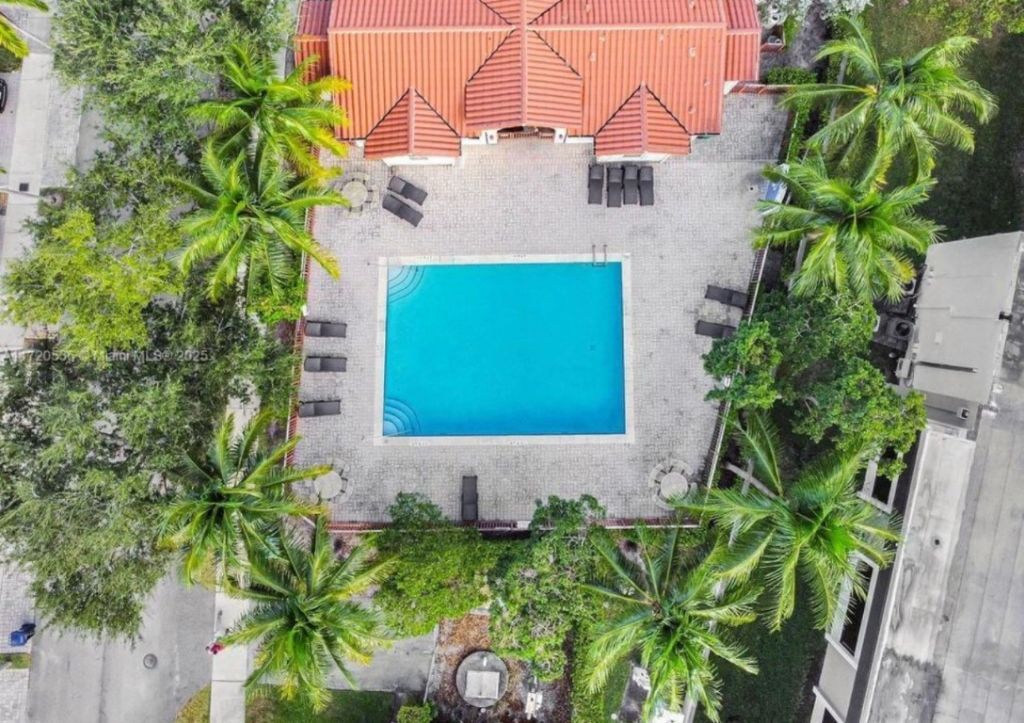 1041 NE 208th Street, Unit 1041, Miami, FL 33179 Photo