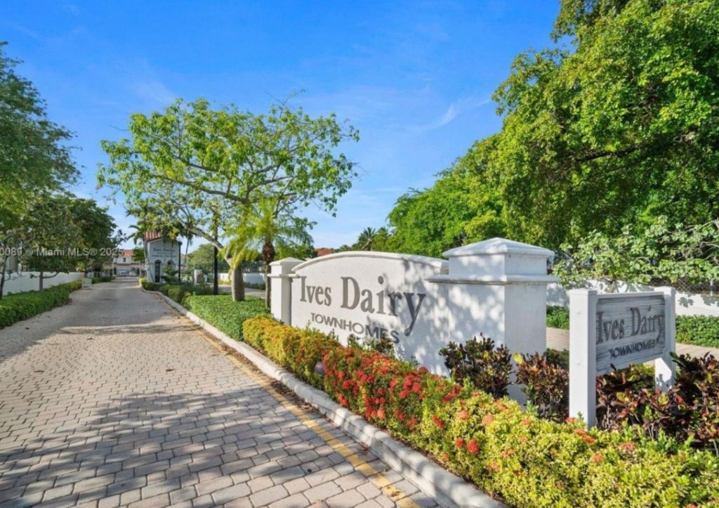 1041 NE 208th Street, Unit 1041, Miami, FL 33179 Photo