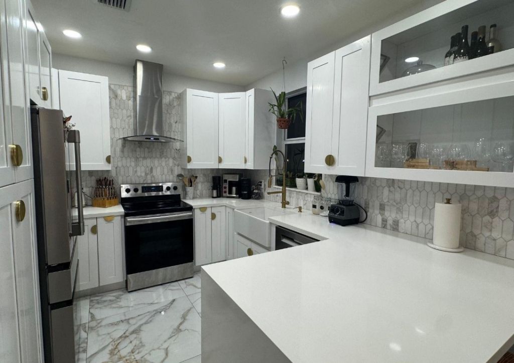 1041 NE 208th Street, Unit 1041, Miami, FL 33179 Photo