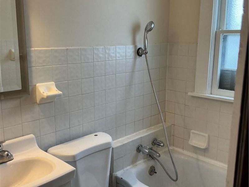 4270 Valley Road, Cleveland, OH 44109 Photo 16