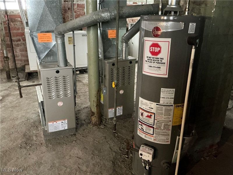 4270 Valley Road, Cleveland, OH 44109 Photo 25