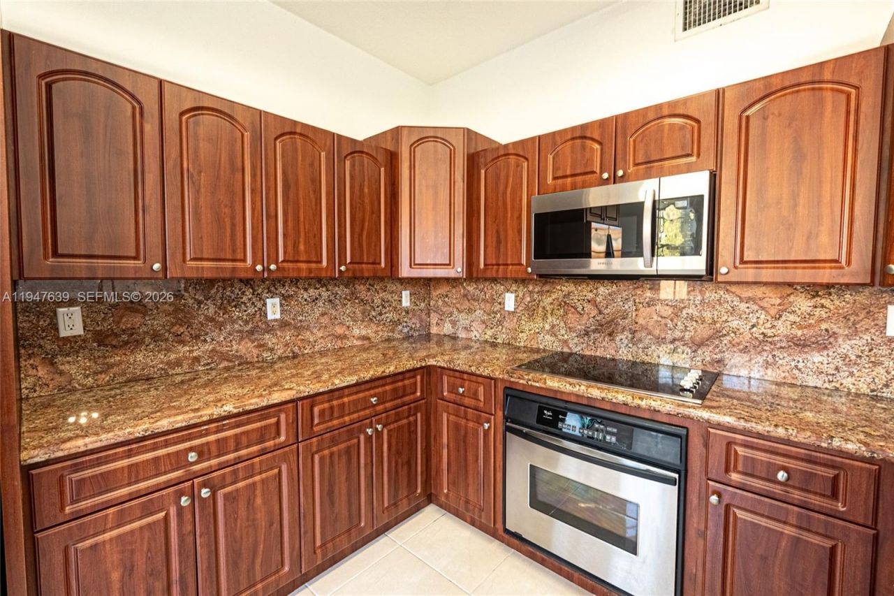 11851 SW 80th Ter, Miami, FL 33183 Photo