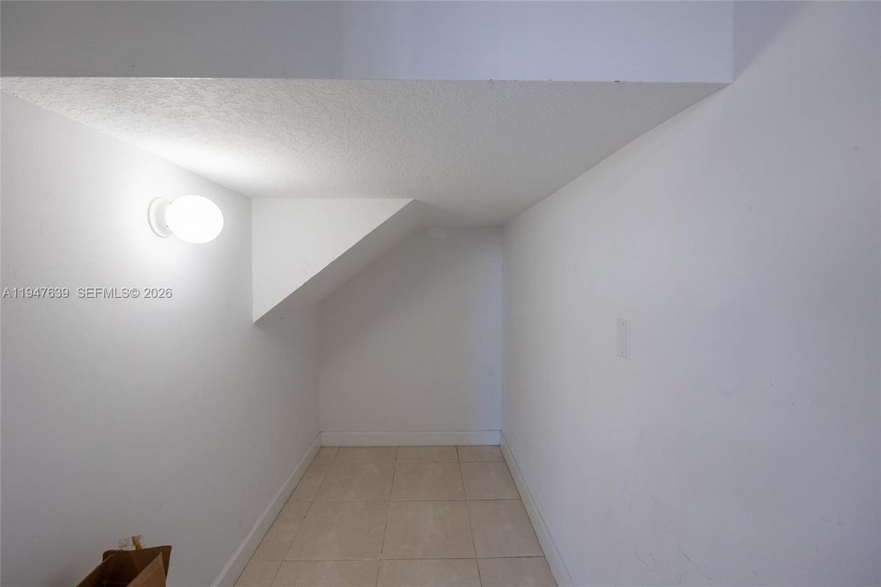 11851 SW 80th Ter, Miami, FL 33183 Photo