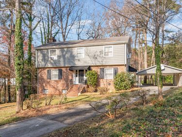 3704 Pembrook Place, Raleigh, NC 27612