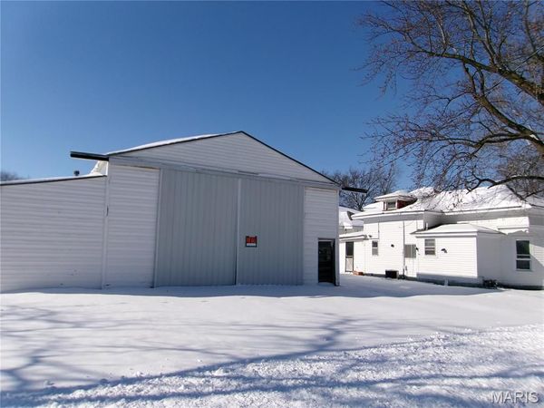 1106 W Centennial, Bowling Green, MO 63334