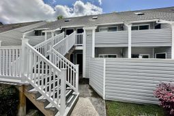 400 Cambridge Circle photo 4