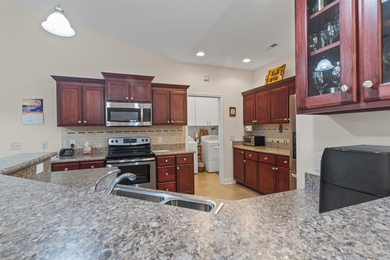 830 Payne Ct. Photo 11