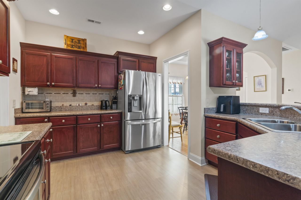 830 Payne Ct. Photo 12