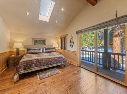 6442 Donner Road, Tahoe Vista, CA 96148 Photo