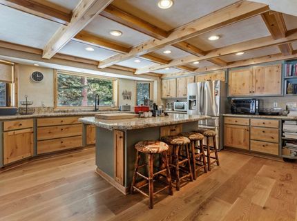 6442 Donner Road, Tahoe Vista, CA 96148 Photo