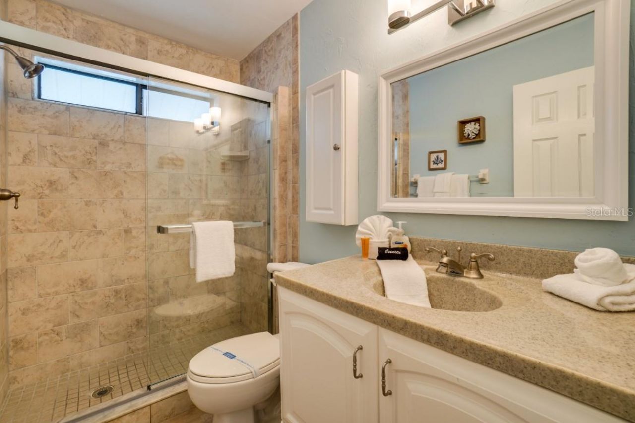 1801 Gulf Drive N, Unit 211, Bradenton Beach, FL 34217 Photo