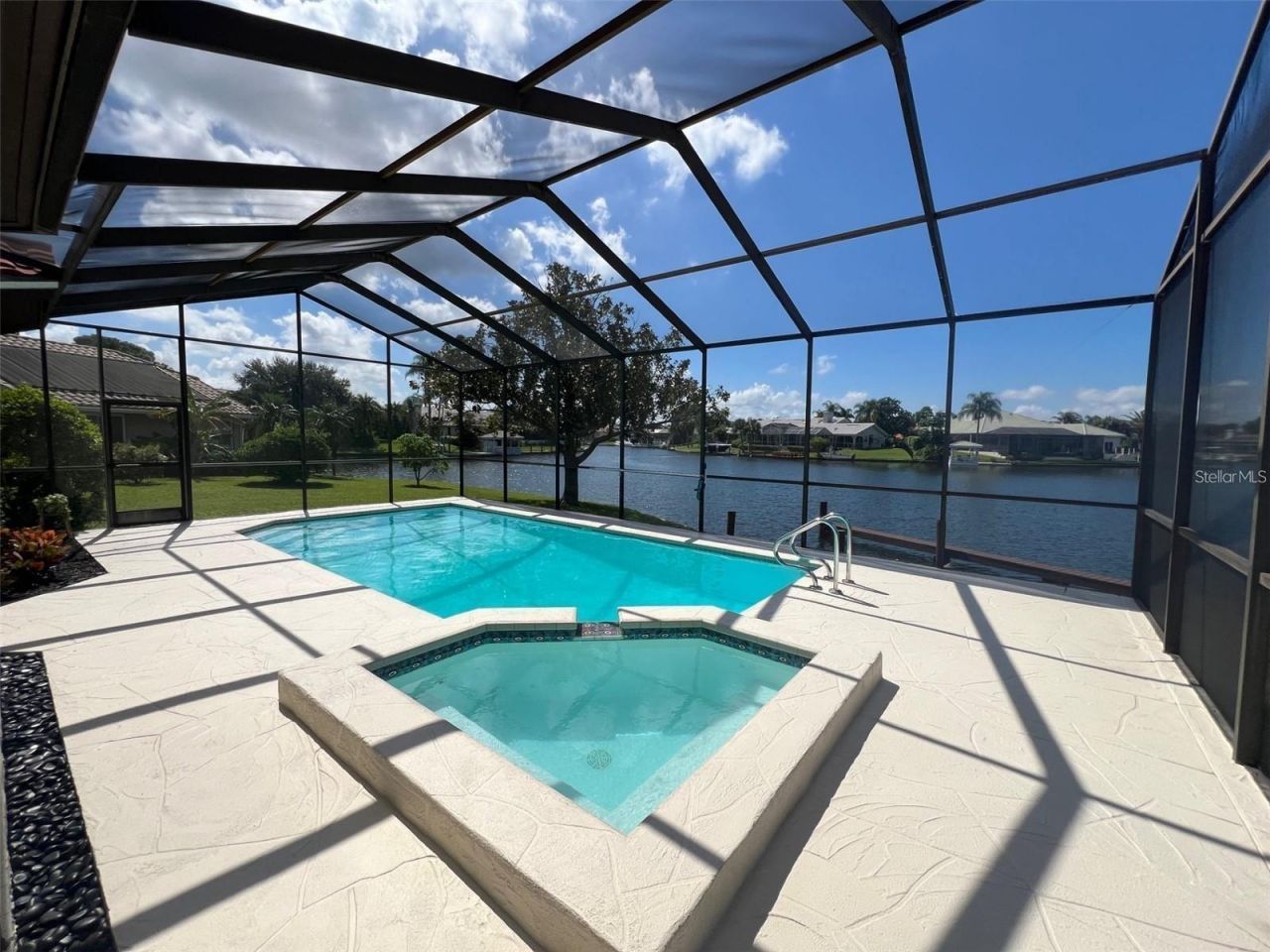 4804 Longwater Way, Tampa, FL 33615 Photo