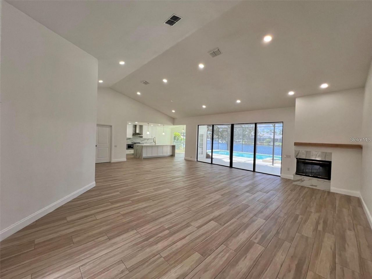 4804 Longwater Way, Tampa, FL 33615 Photo