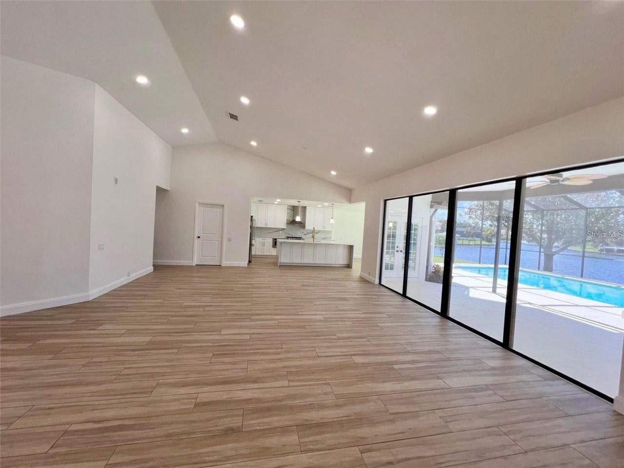 4804 Longwater Way, Tampa, FL 33615 Photo