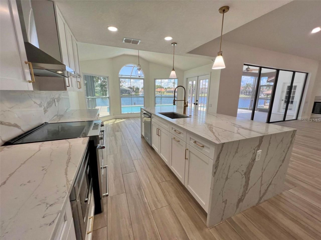 4804 Longwater Way, Tampa, FL 33615 Photo