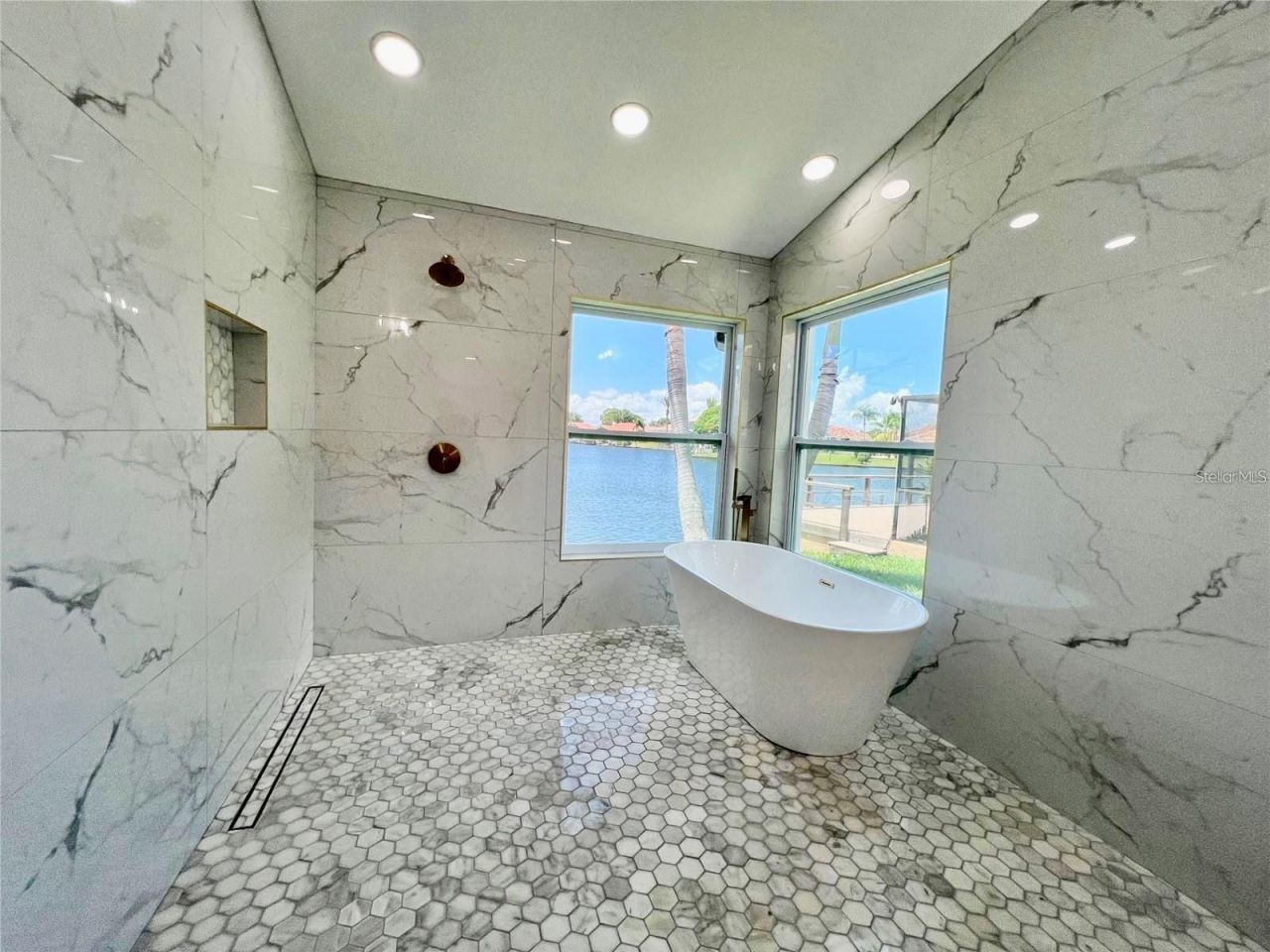 4804 Longwater Way, Tampa, FL 33615 Photo