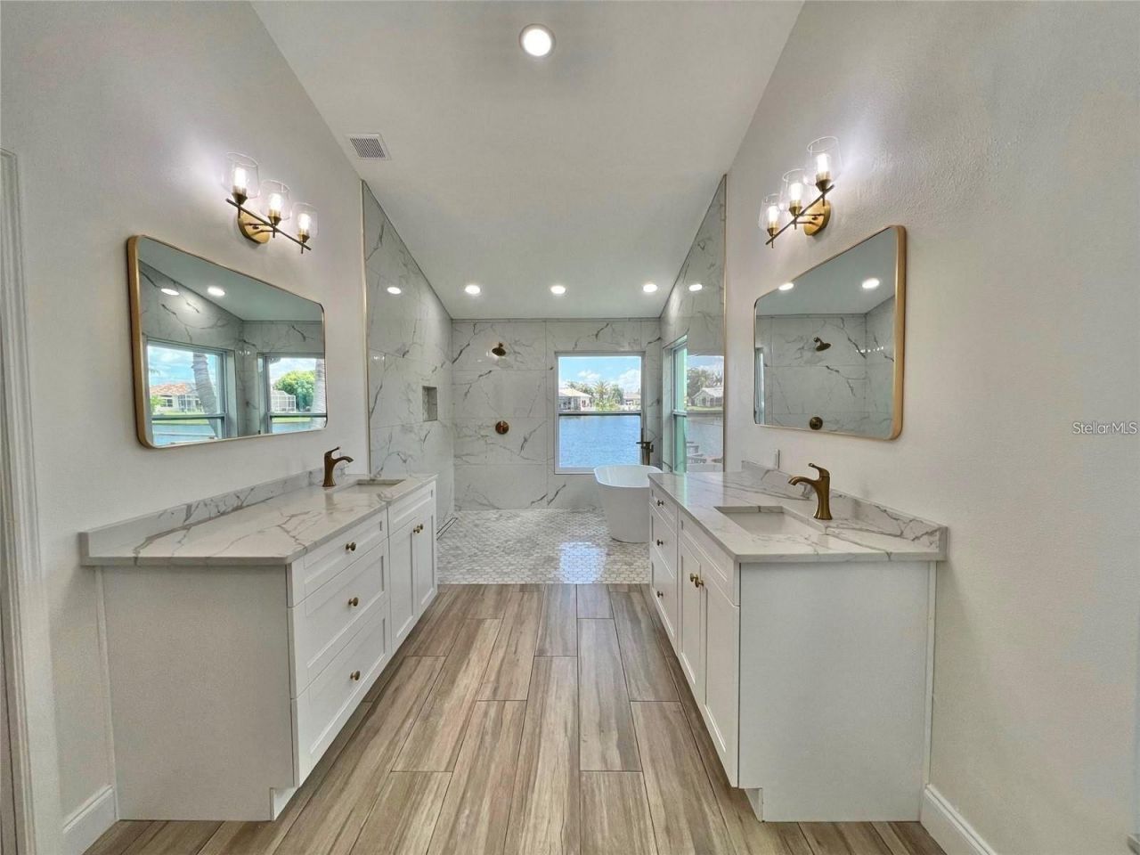4804 Longwater Way, Tampa, FL 33615 Photo