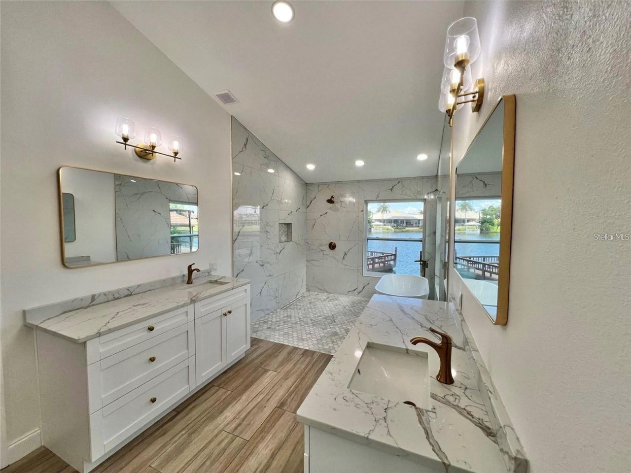 4804 Longwater Way, Tampa, FL 33615 Photo