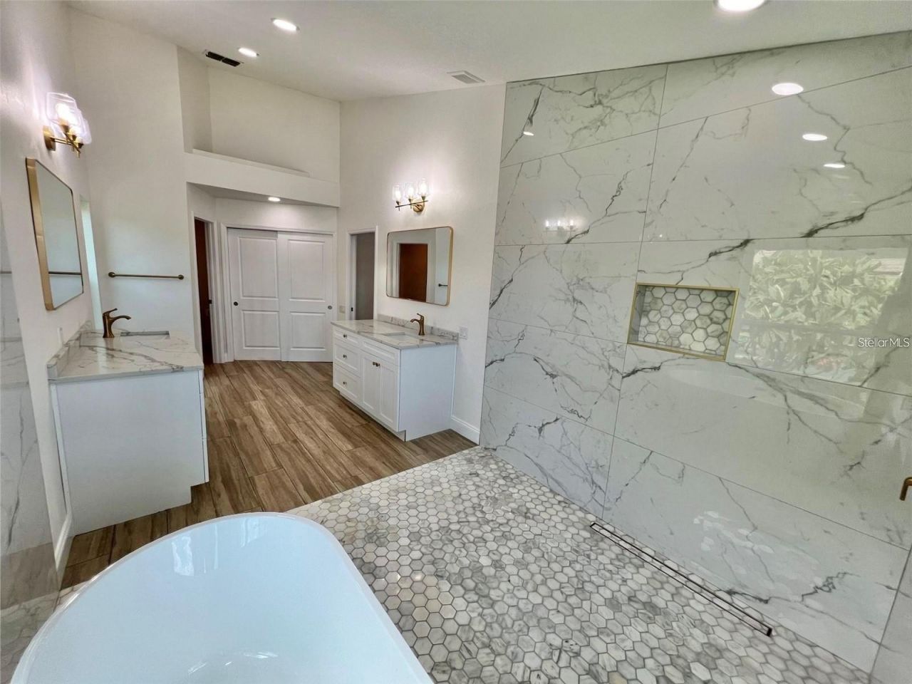 4804 Longwater Way, Tampa, FL 33615 Photo