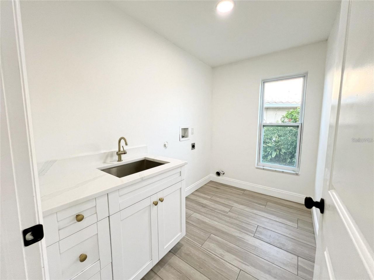 4804 Longwater Way, Tampa, FL 33615 Photo