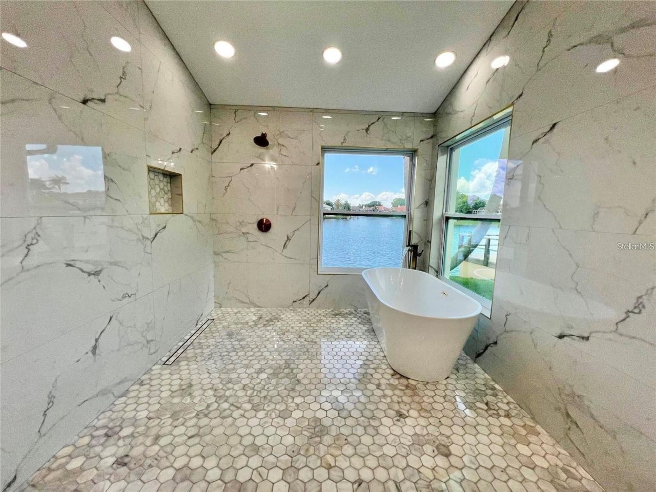 4804 Longwater Way, Tampa, FL 33615 Photo