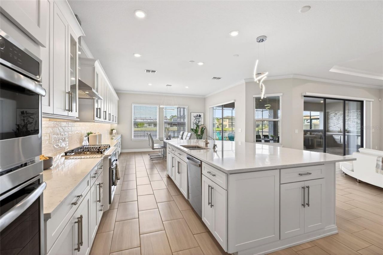 18215 Leafmore Street, Lutz, FL 33548 Photo