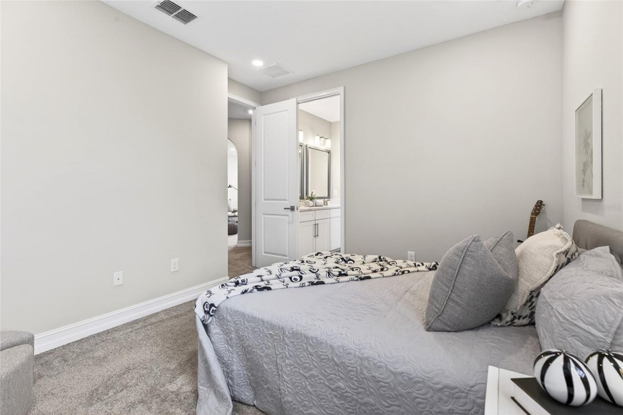 18215 Leafmore Street, Lutz, FL 33548 Photo