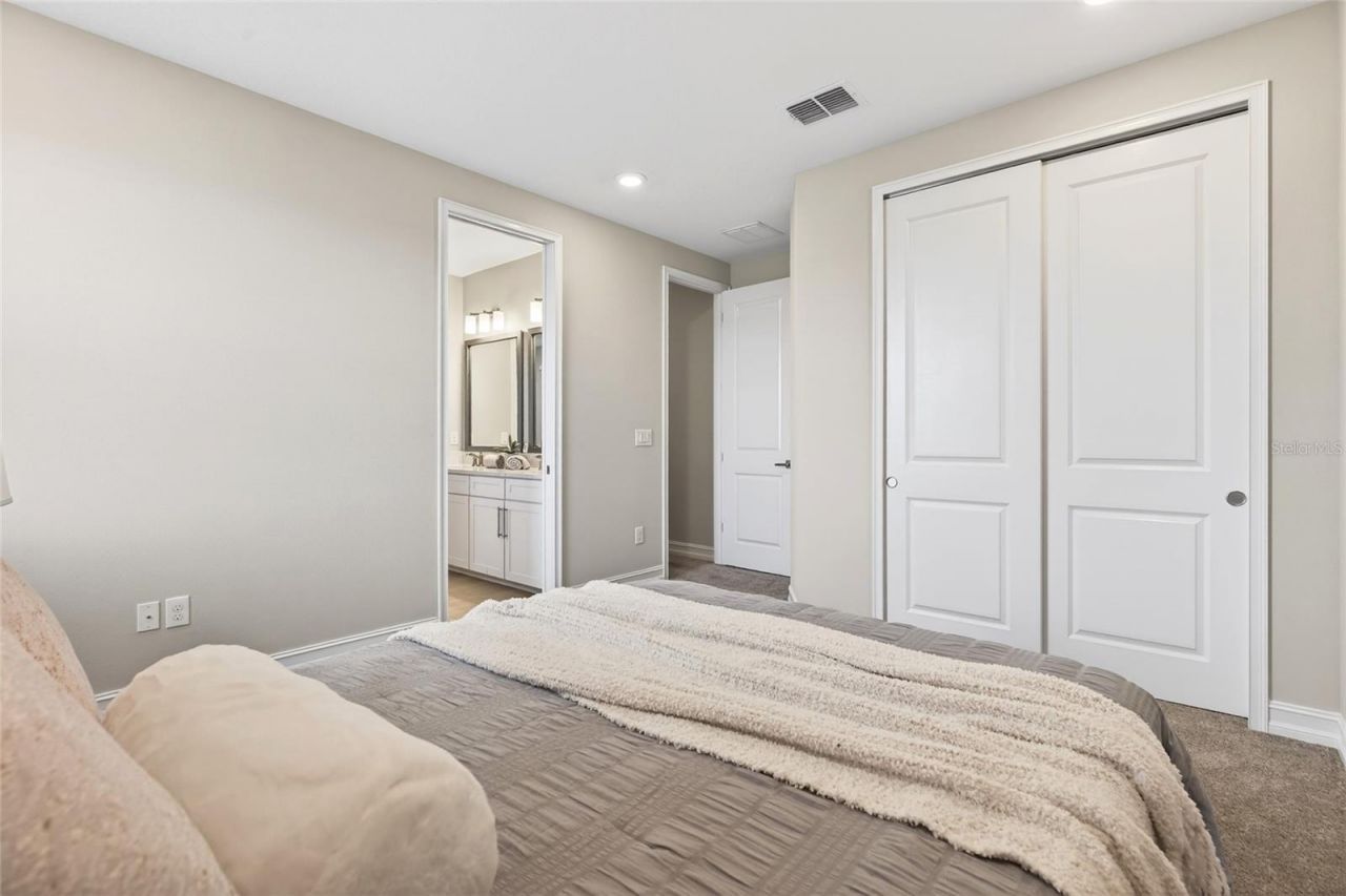 18215 Leafmore Street, Lutz, FL 33548 Photo