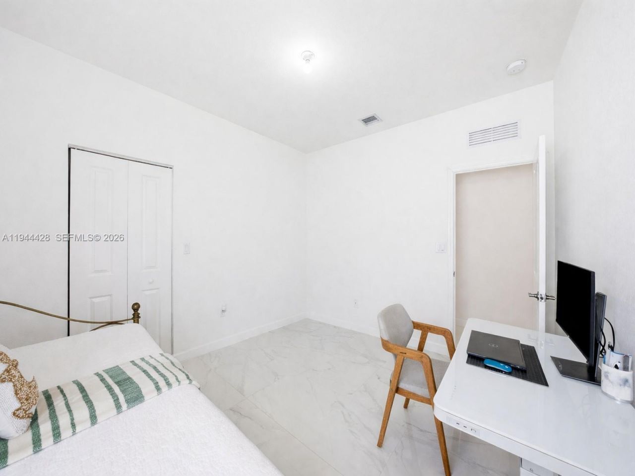 19080 SW 133rd Ct, Miami, FL 33177 Photo