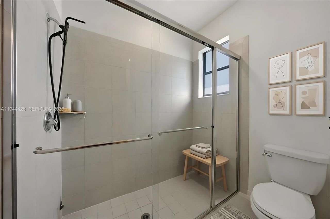 19080 SW 133rd Ct, Miami, FL 33177 Photo