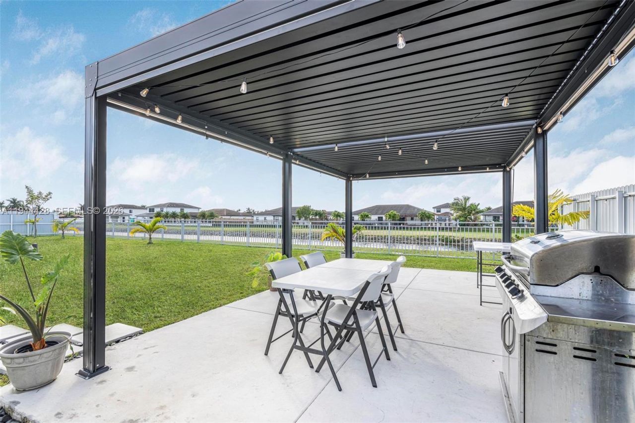 19080 SW 133rd Ct, Miami, FL 33177 Photo