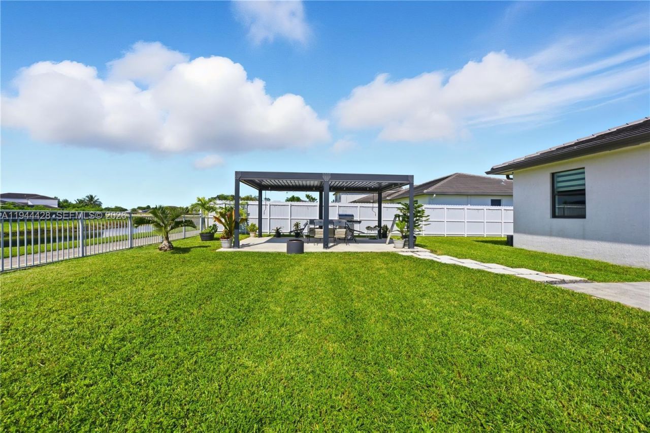 19080 SW 133rd Ct, Miami, FL 33177 Photo