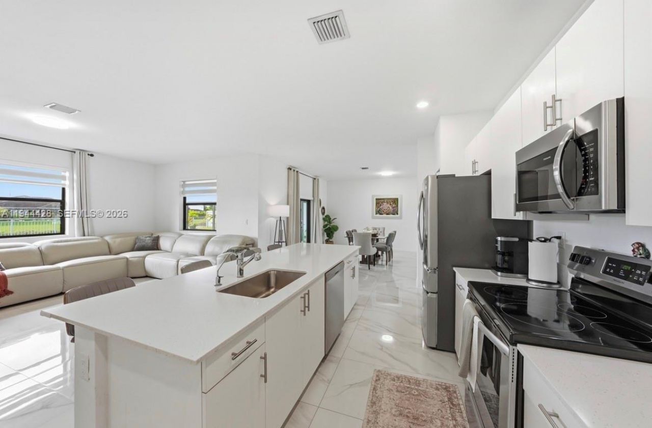 19080 SW 133rd Ct, Miami, FL 33177 Photo