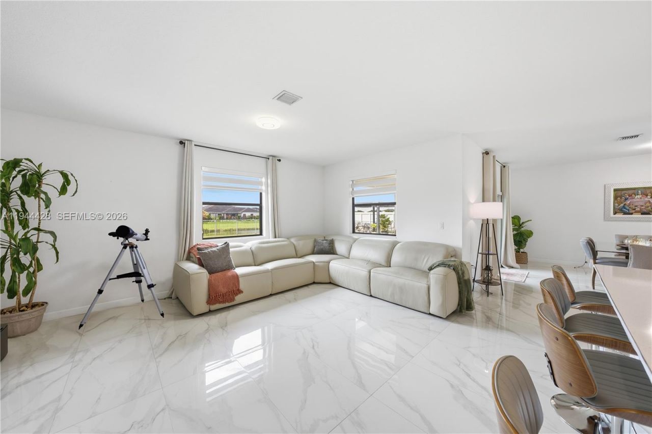 19080 SW 133rd Ct, Miami, FL 33177 Photo