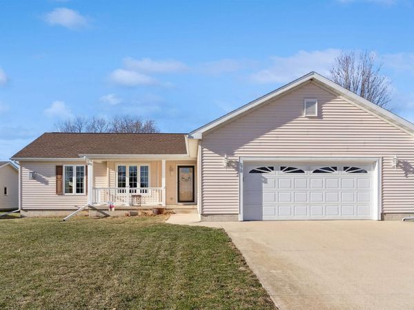 836 Juniper Drive, Waterloo, IA 50702