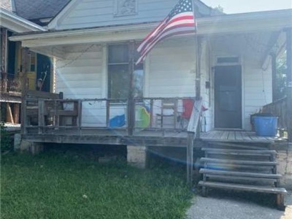 2325 Fairmount Avenue, Kansas City, MO 64108