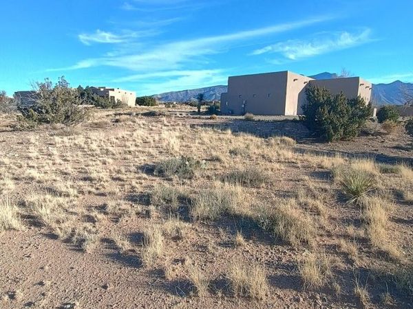 65 Anasazi Trails Loop, Placitas, NM 87043