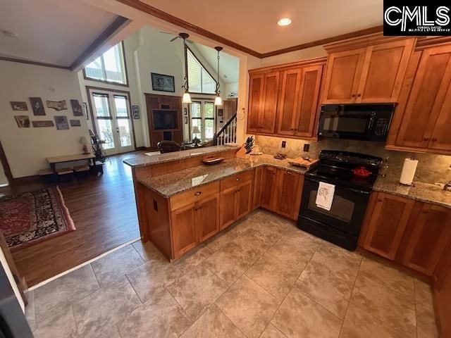 639 Kingfisher Drive  Photo 10